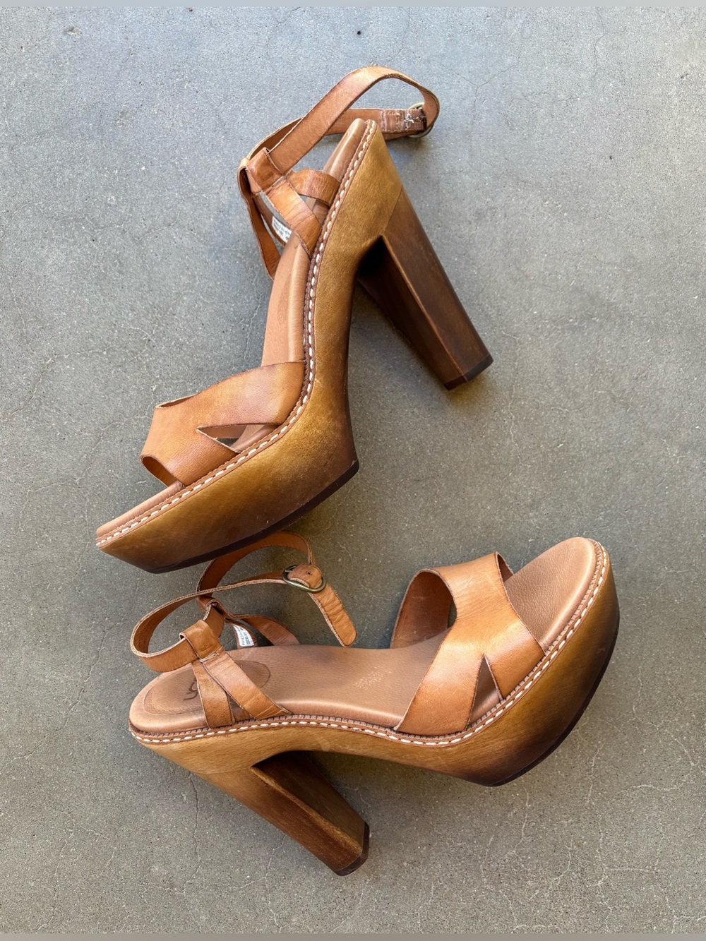 UGG Naima Leather Wood Platform Sandals Chestnut Brown Size 9